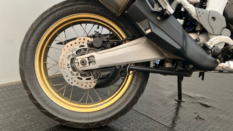 Honda Africa Twin CRF1000D2J4ED (18MY)